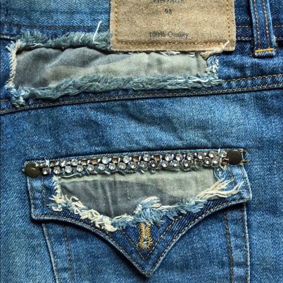 Lagaci Sport • bedazzled mini jean skirt with distressed look - Picture 7 of 7
